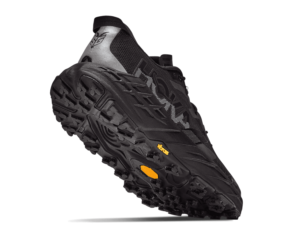 HOKA Women's Speedgoat 7 - BLACK / CARBON BLACK