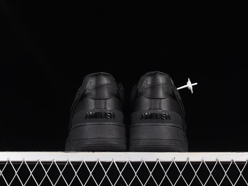 Air Force 1 Low SP AMBUSH "Black"