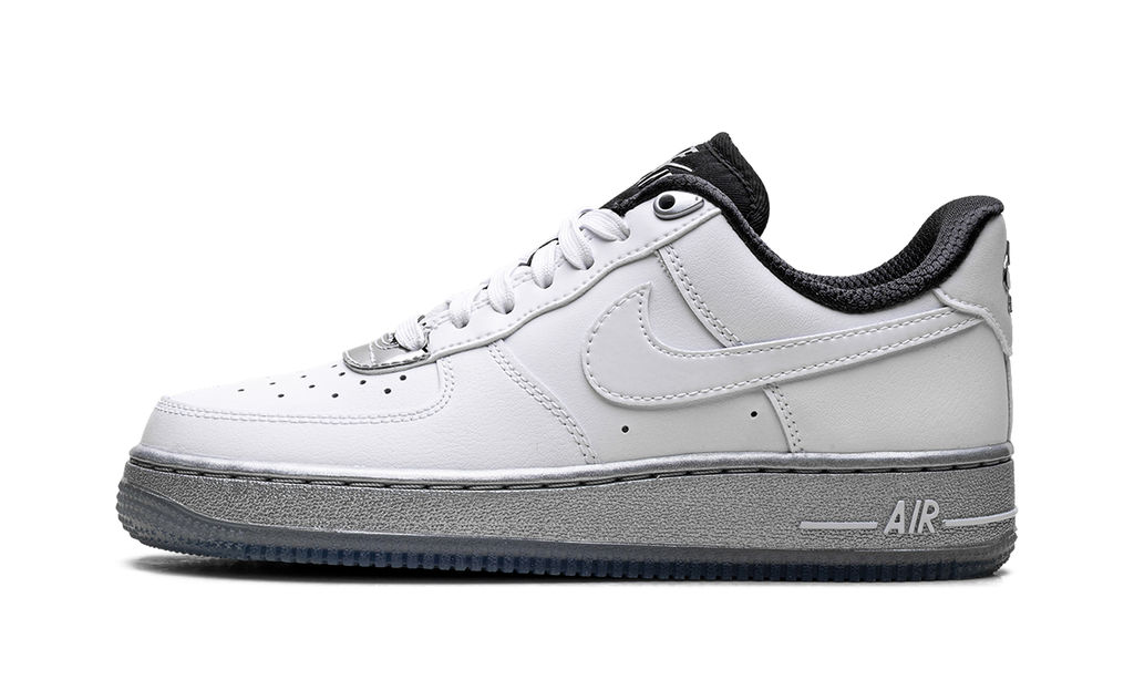 AIR FORCE 1 '07 SE WMNS "White Chrome" DX6764 100