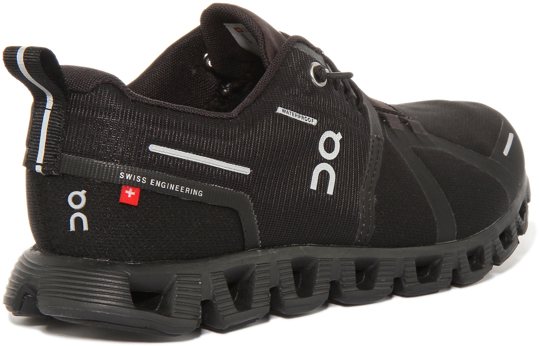On Running Cloud 5 Wp In All Black For Women