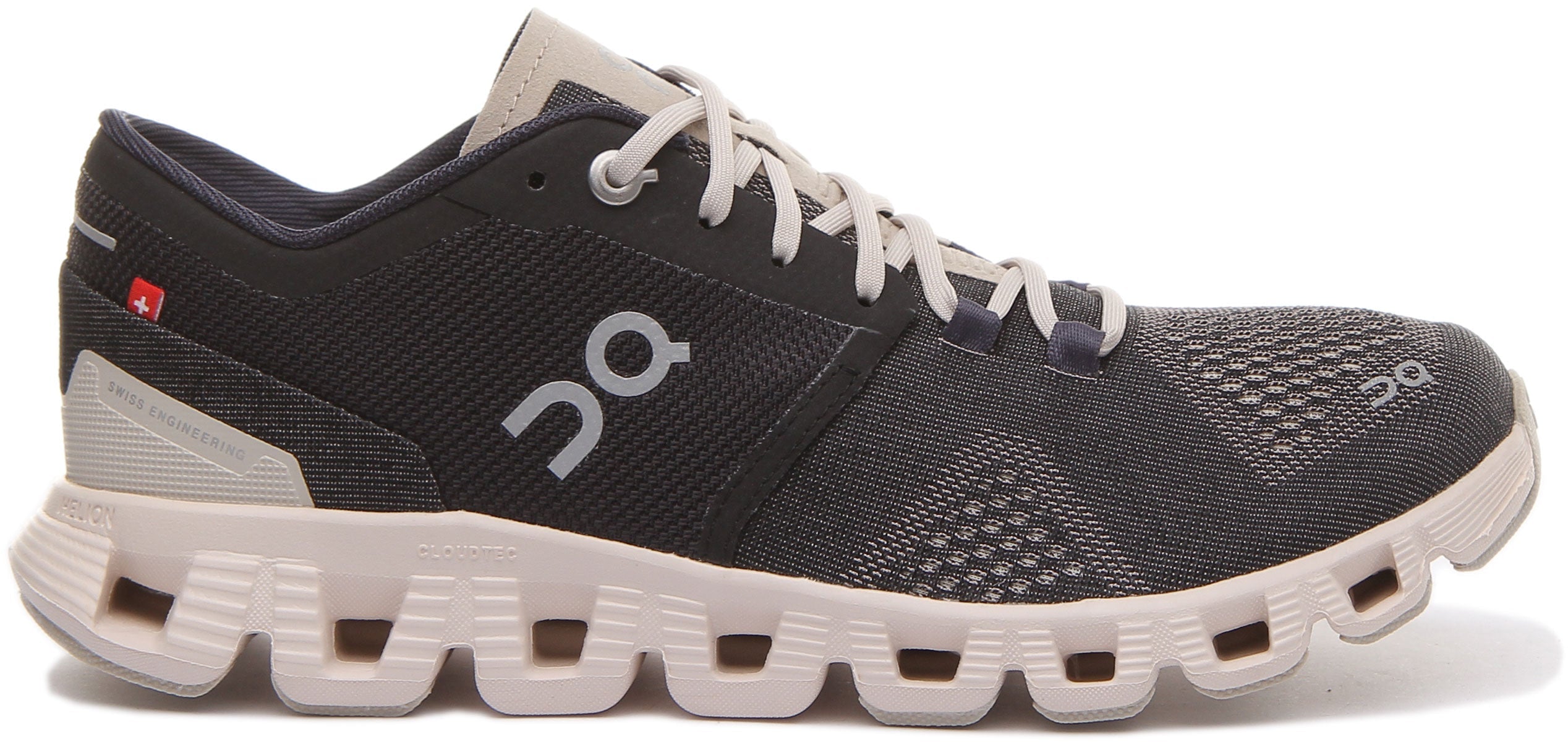 On Running Cloud X In Black For Womens