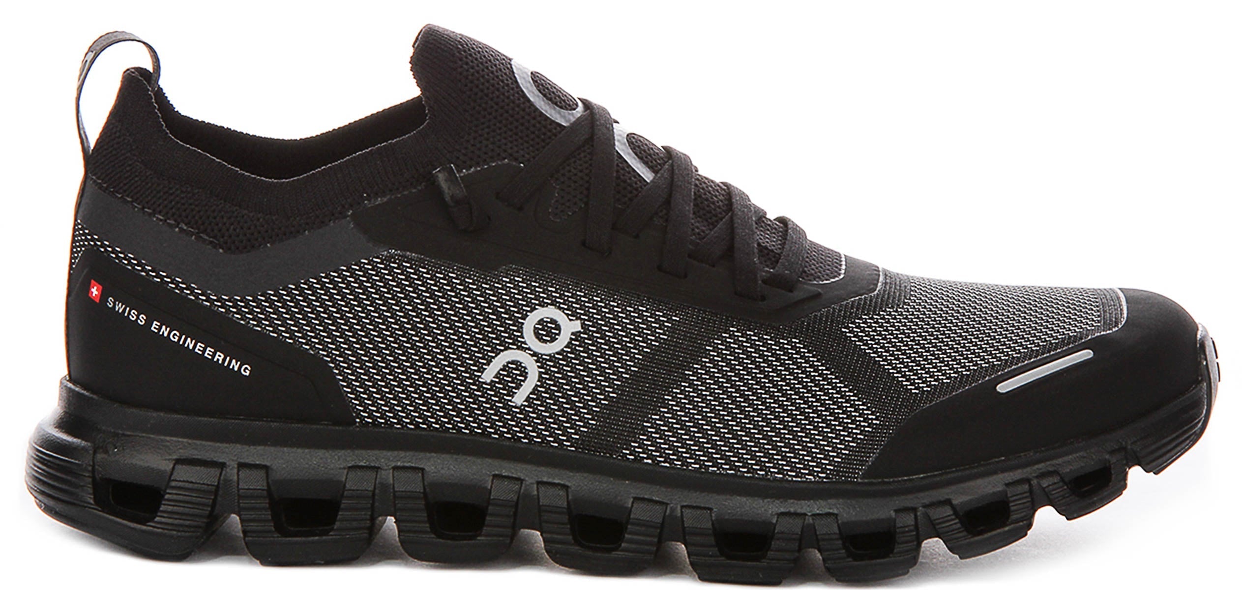 On Running Cloud 6 Versa In Black For Men