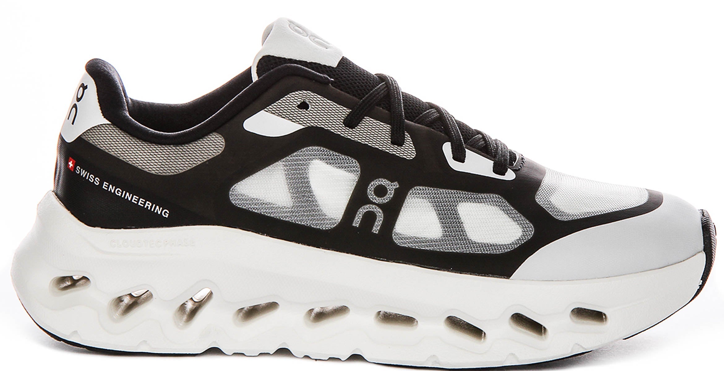 On Running Cloudtilt Remix In Black White For Women