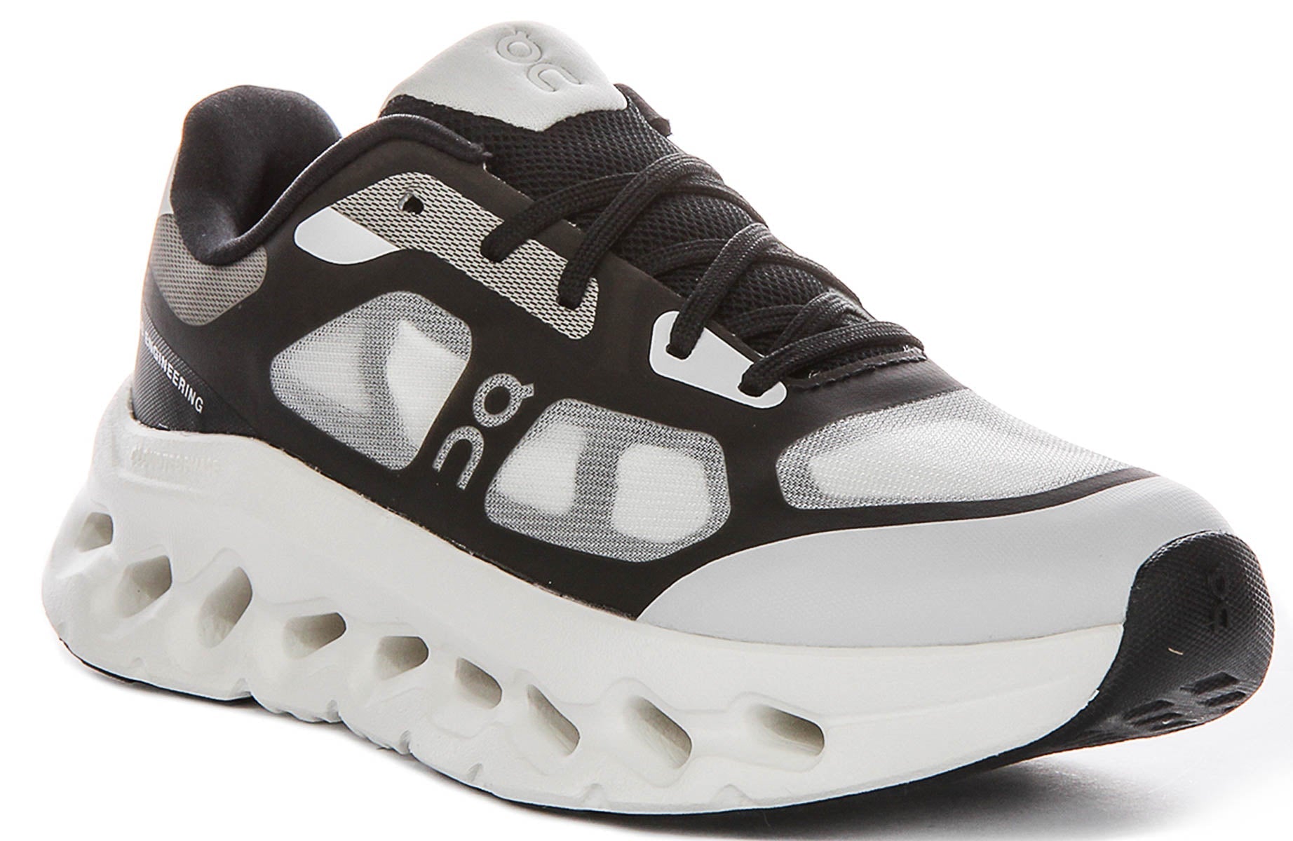 On Running Cloudtilt Remix In Black White For Men