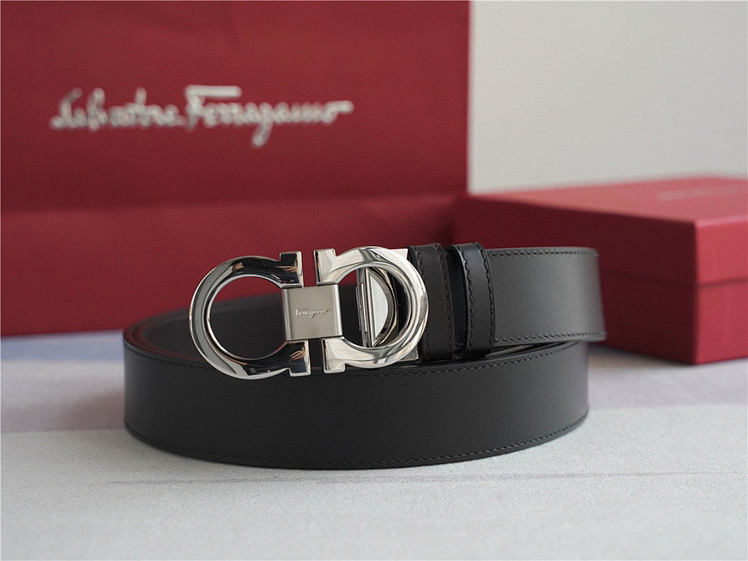 Classic Silver-Buckle Leather Belt – Premium Leather Belt