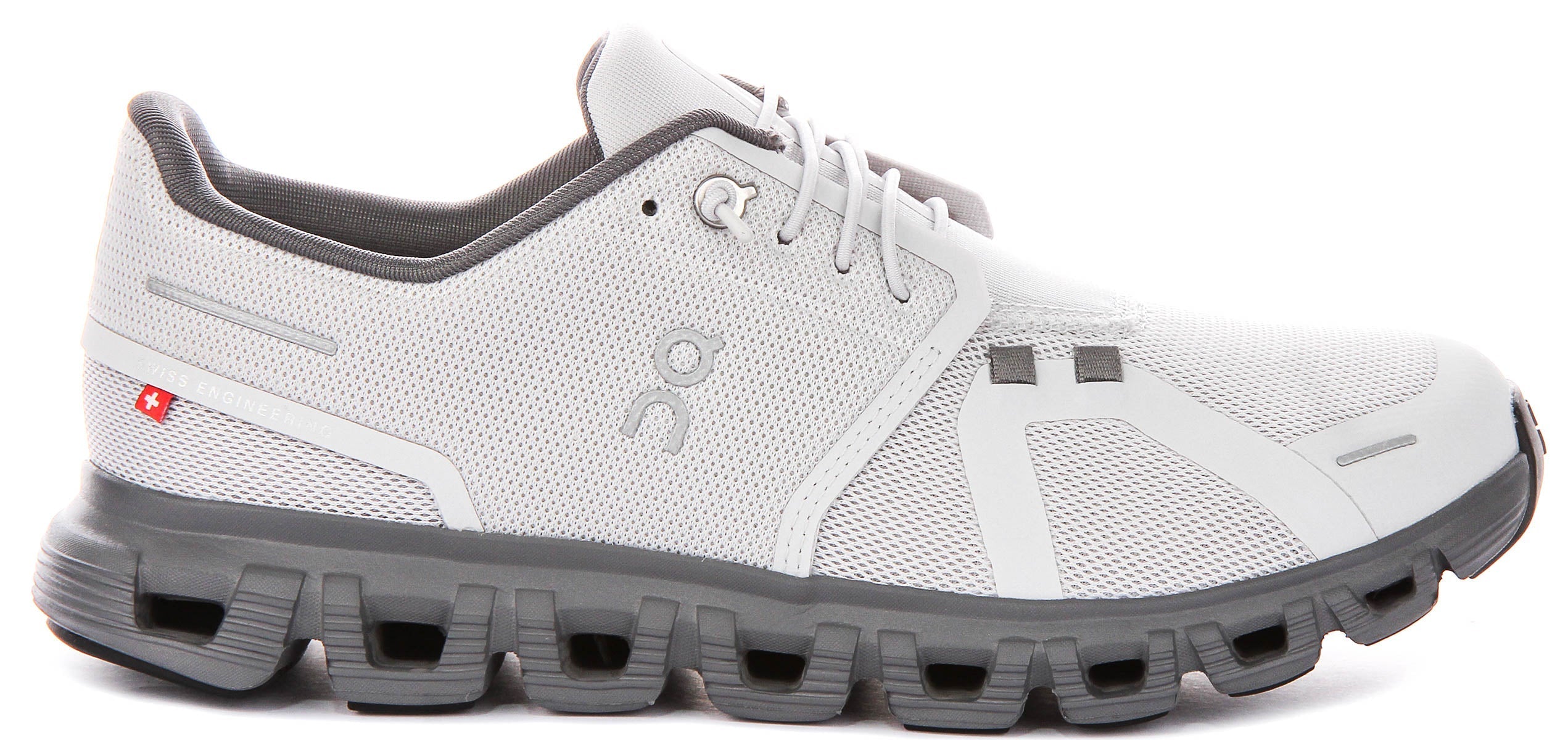 On Running Cloud 6 In Light Grey For Men