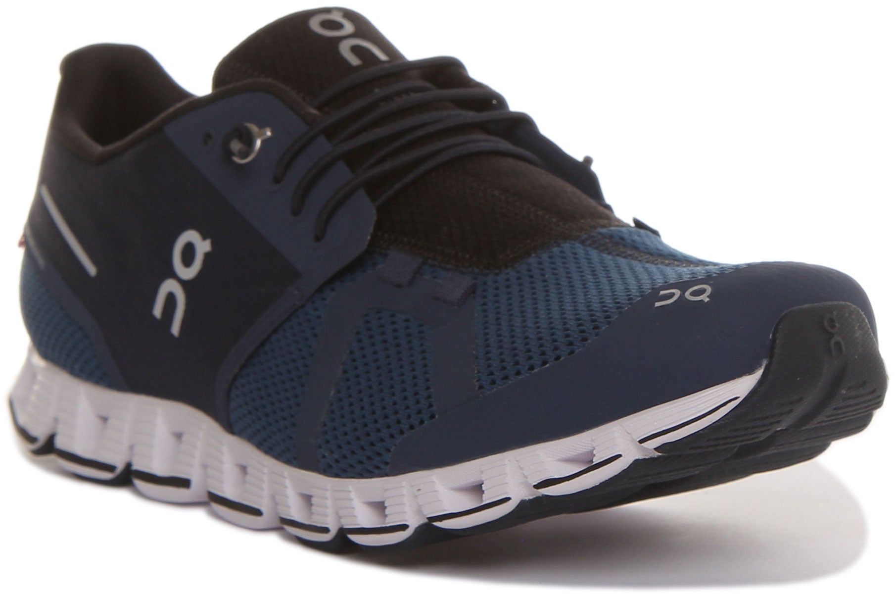 On Running The Cloud In Navy White For Mens
