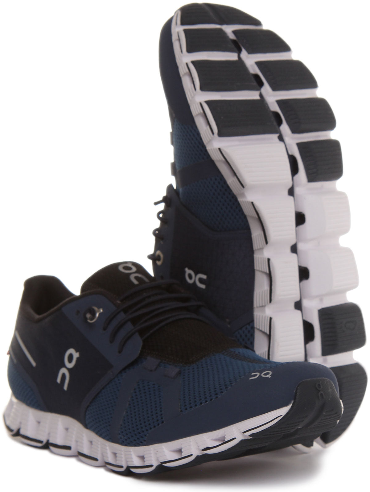 On Running The Cloud In Navy White For Mens