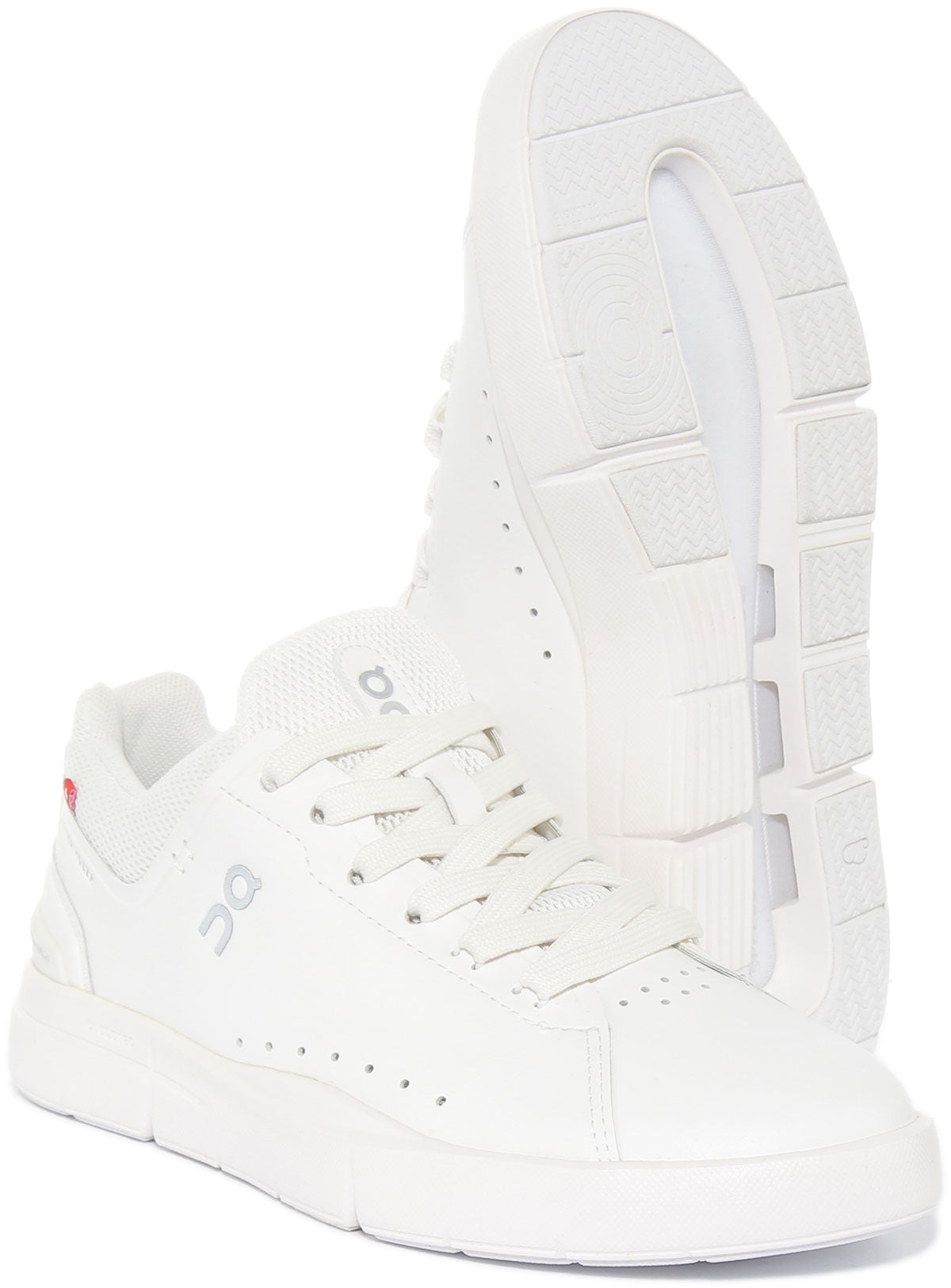 On Running The Roger Adv In White For Women