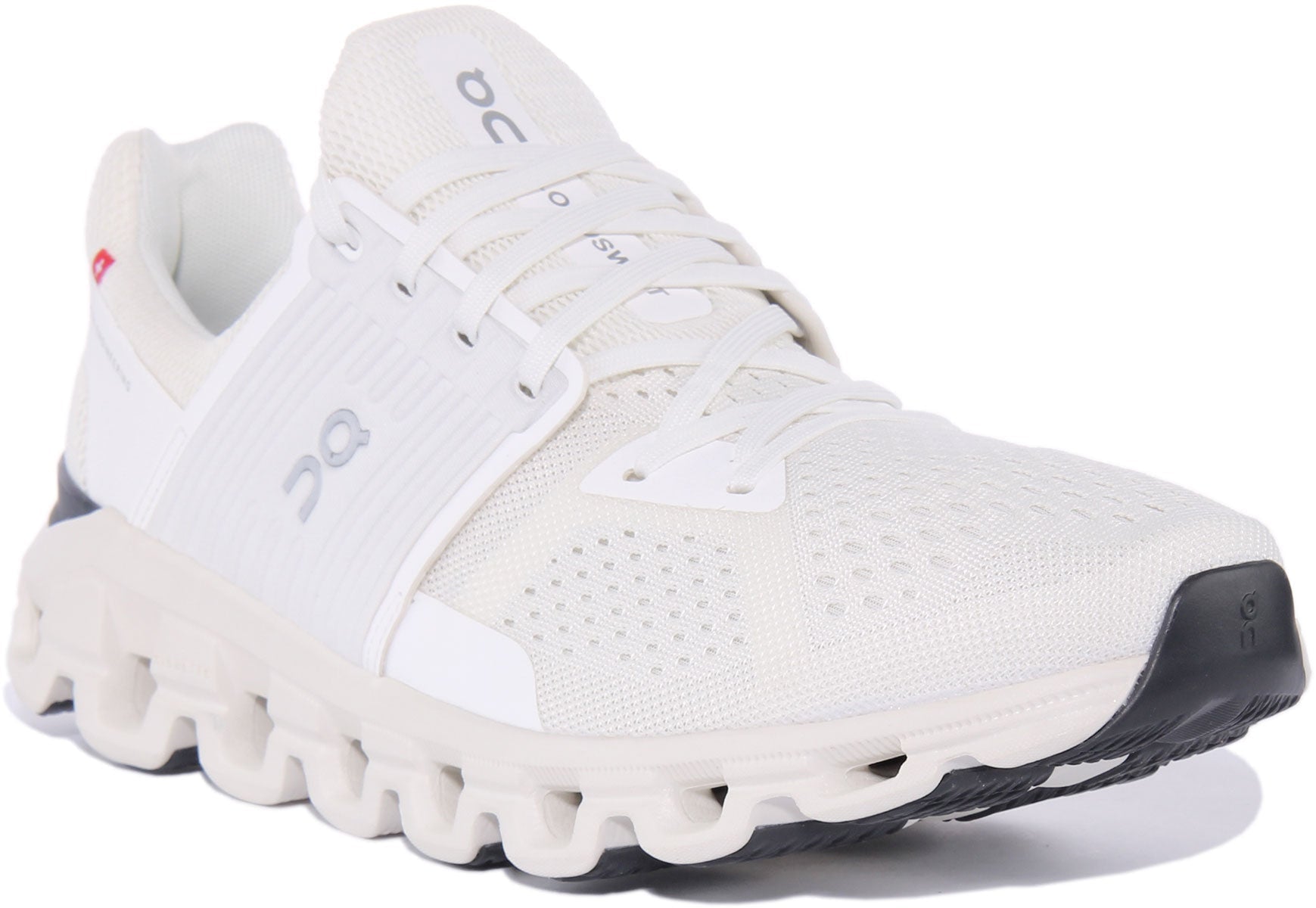 On Running Cloudswift In White For Men