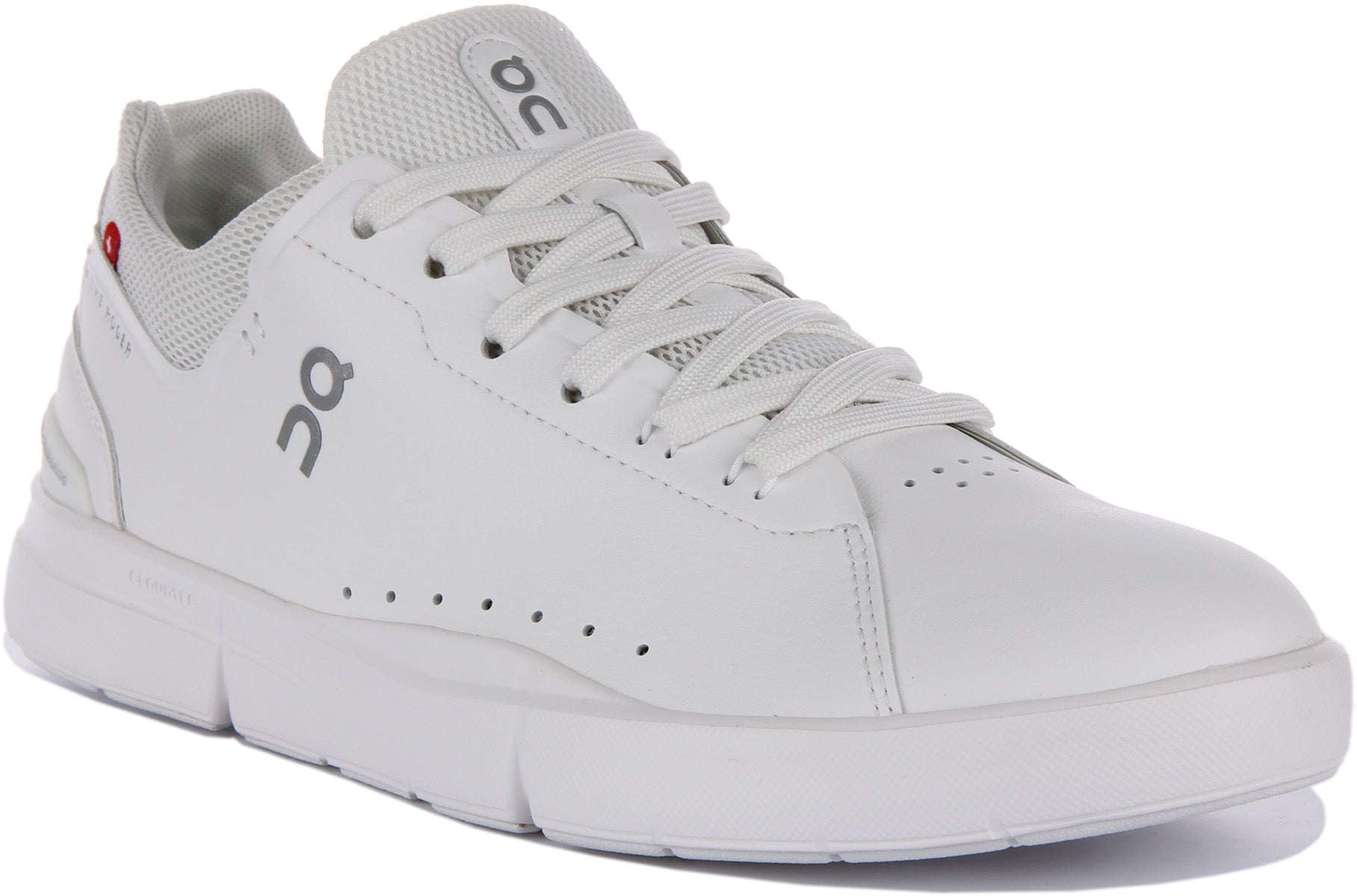 On Running The Roger Advantage In White For Men
