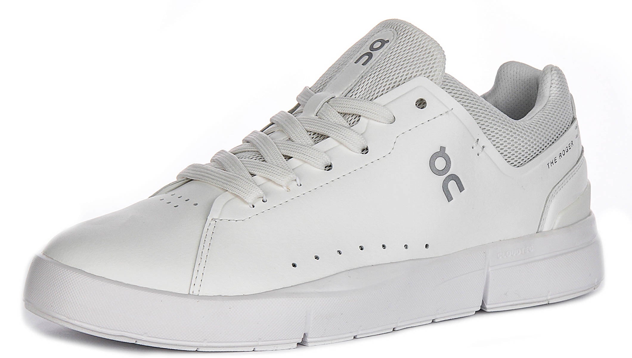 On Running The Roger Adv In White For Men