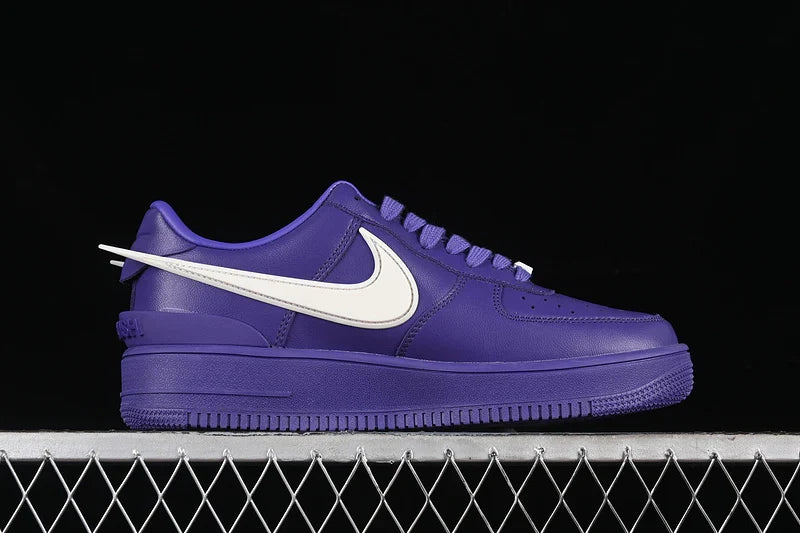 Air Force 1 Low SP AMBUSH "Sky Purple/White"