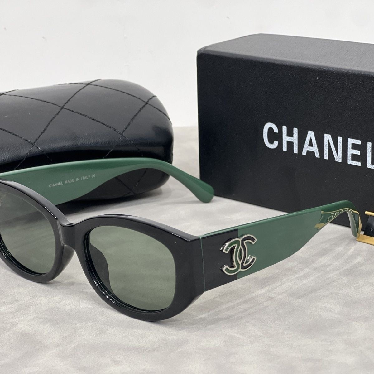 High-quality Sunglasses Style 1550 – UV400 Protection Sunglasses