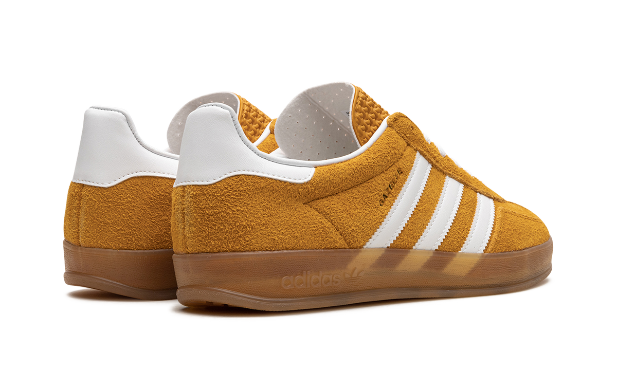 GAZELLE INDOOR WMNS "SUPCOL" HQ8716