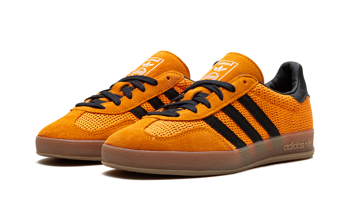 Gazelle Indoor "Orange / Core Black" IH4770