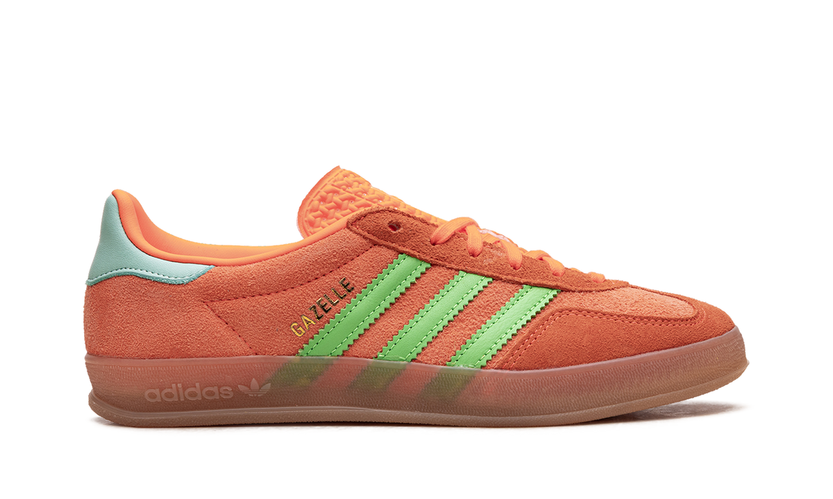 Gazelle Indoor WMNS "Solar Orange" JQ0193