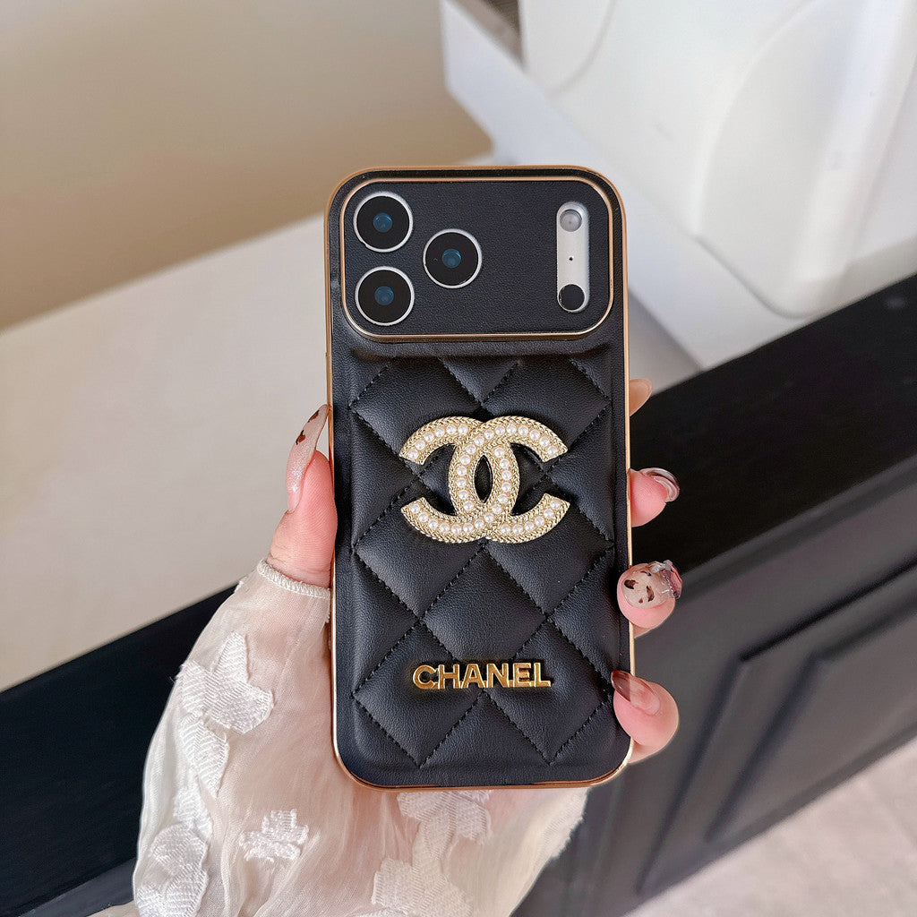 Leather Phone Case Diamond Logo with Gold Label For iPhone 17/ 16 /15 / 14