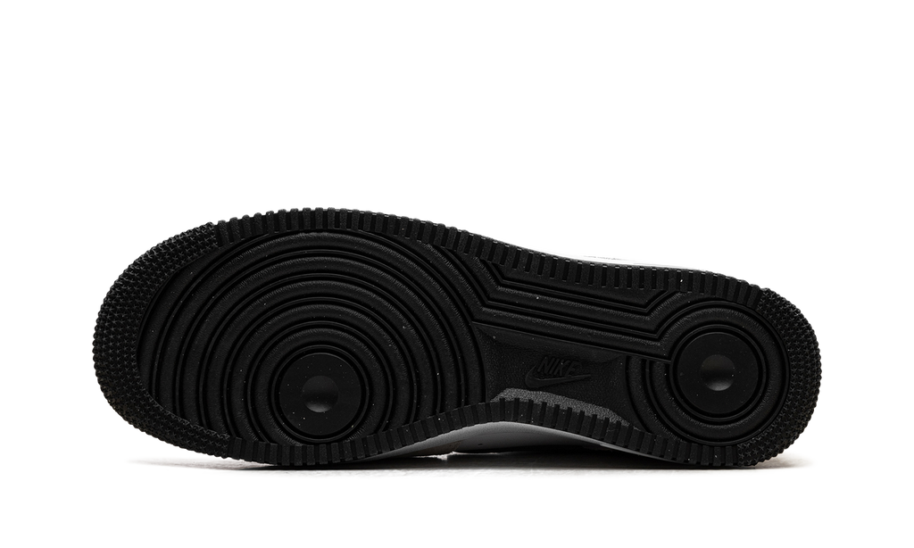 Air Force 1 Low '07 LV8 "White Black" IB6388 100